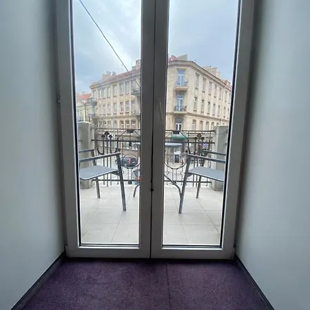 Centre House Apartment *