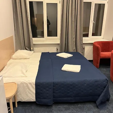 Centre House Apartment *