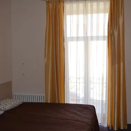 Apartment Centre House