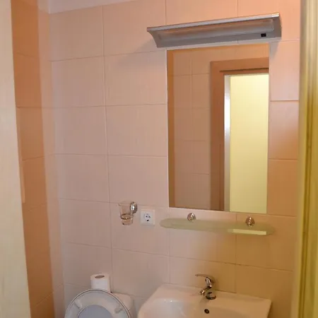 Centre House Wilna